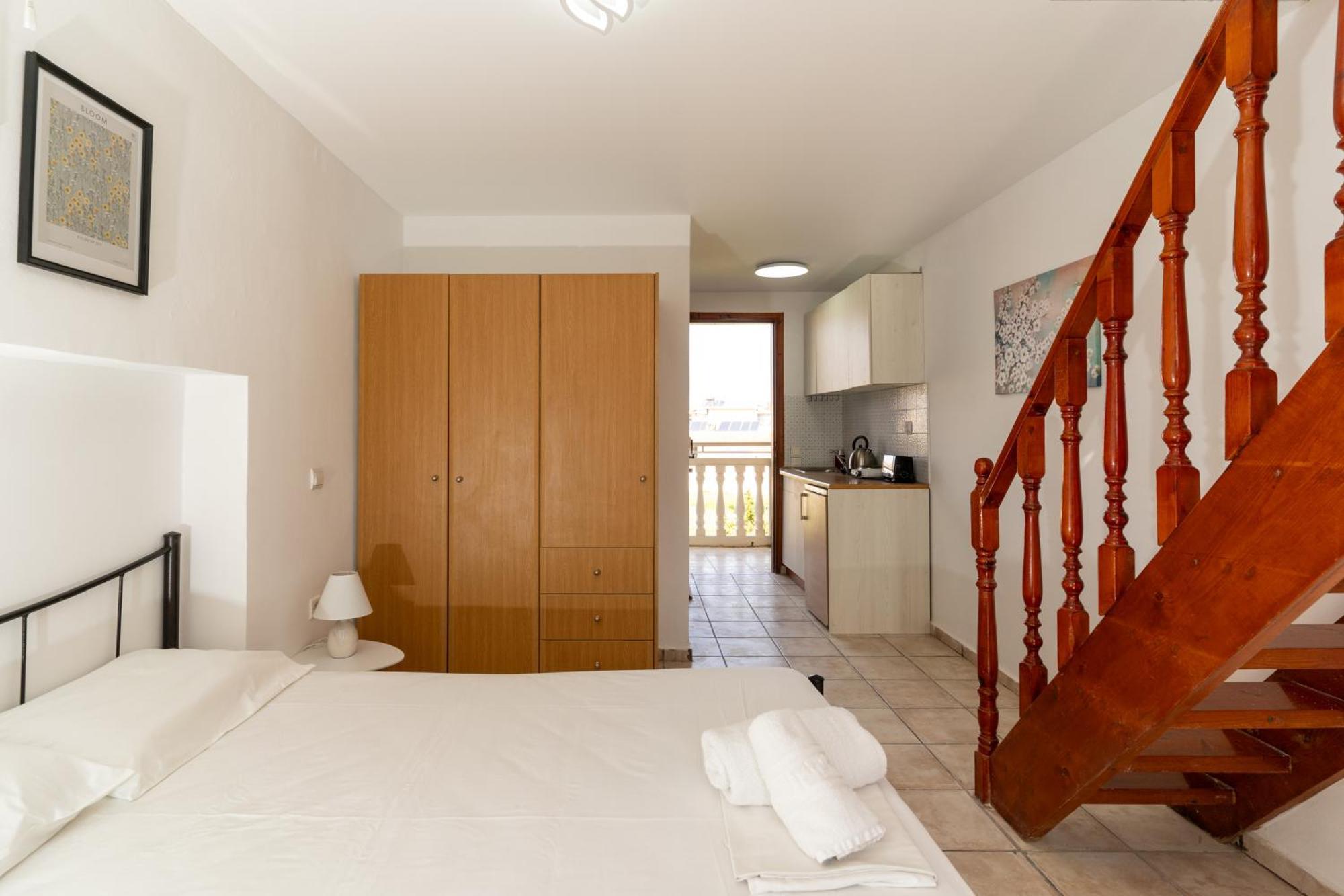 Elpida Hotel Alykanas  Exterior photo