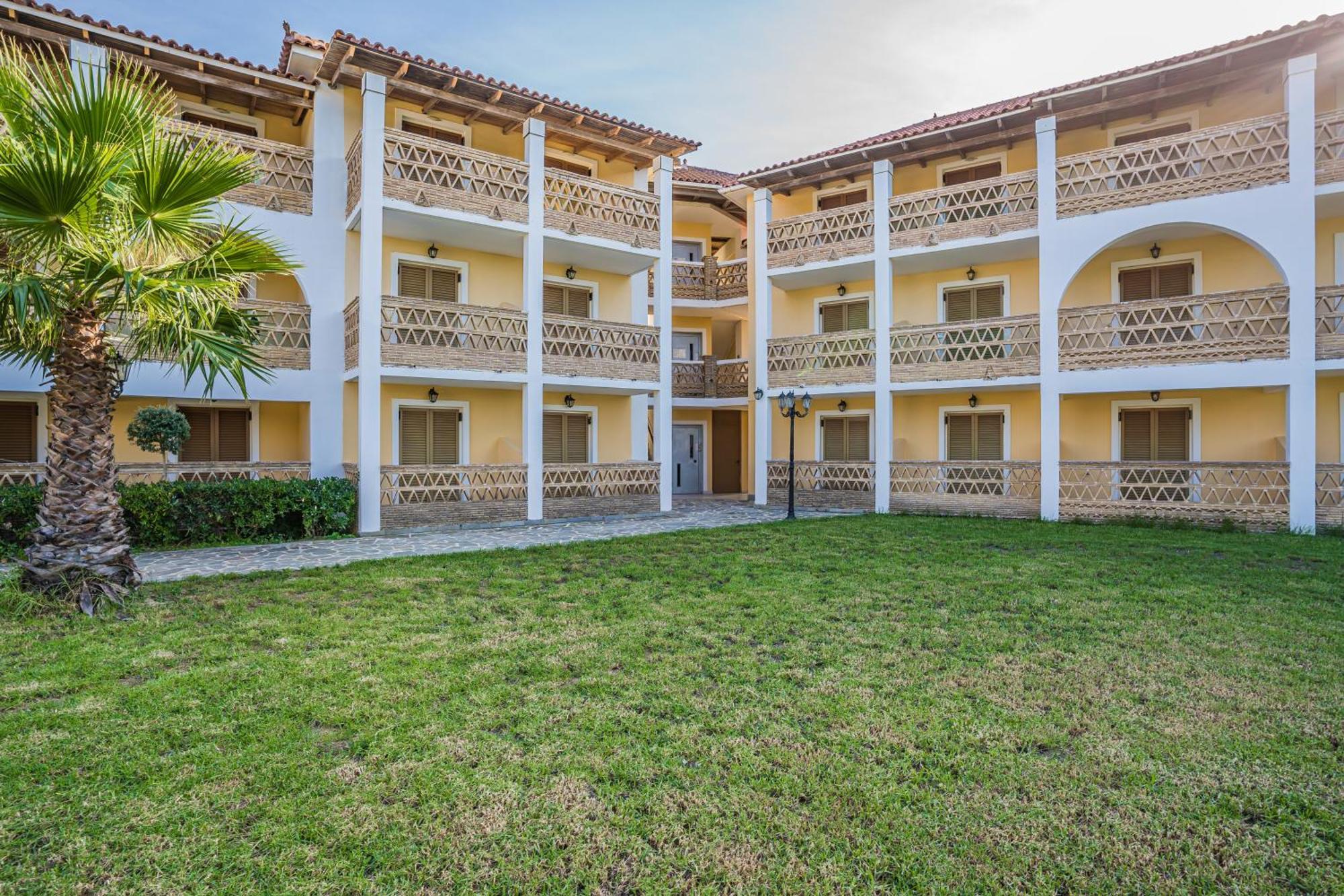 Elpida Hotel Alykanas  Exterior photo