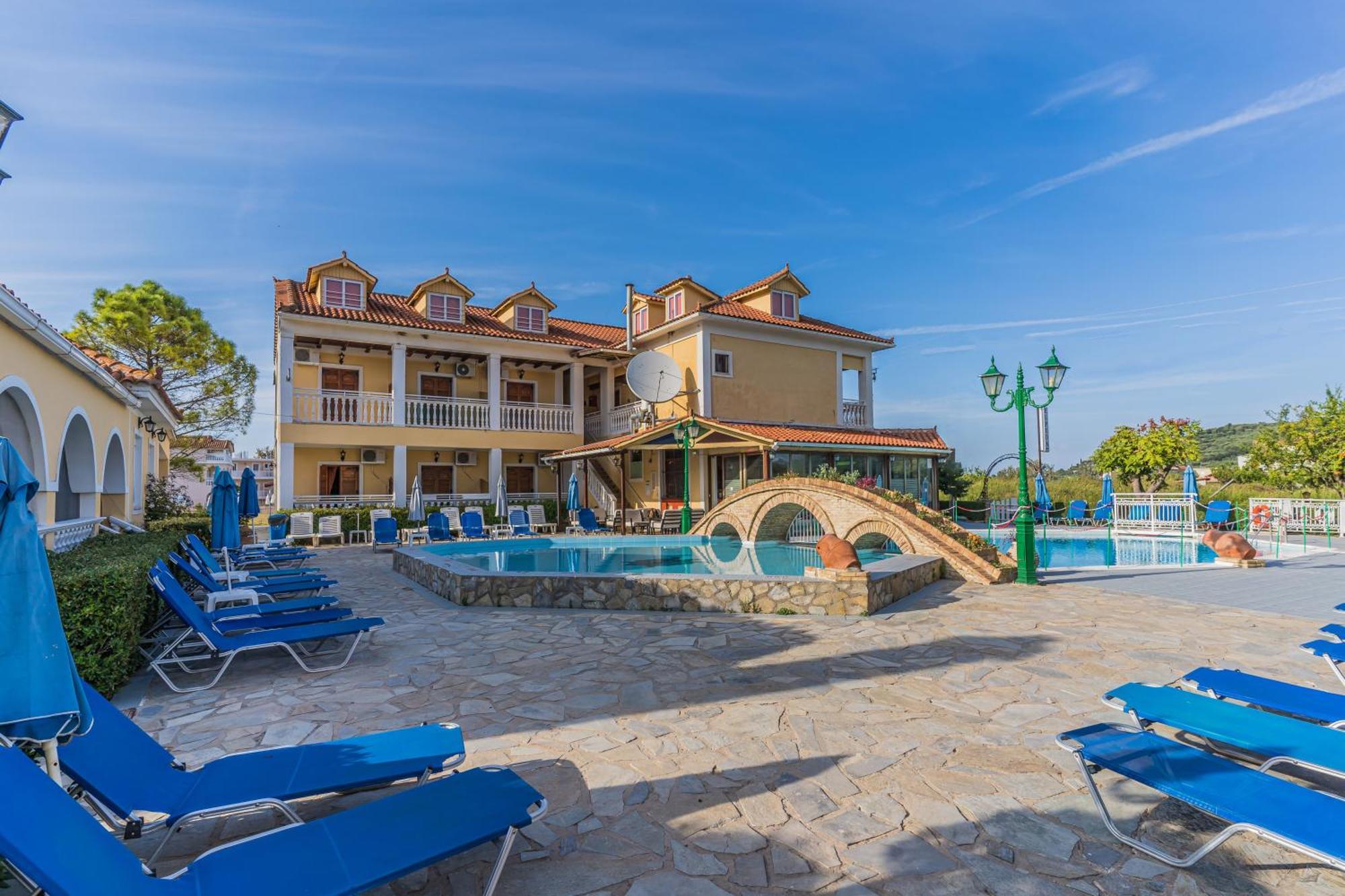 Elpida Hotel Alykanas  Exterior photo