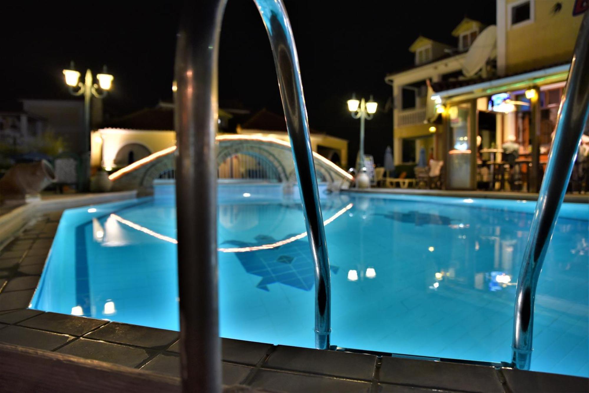 Elpida Hotel Alykanas  Exterior photo