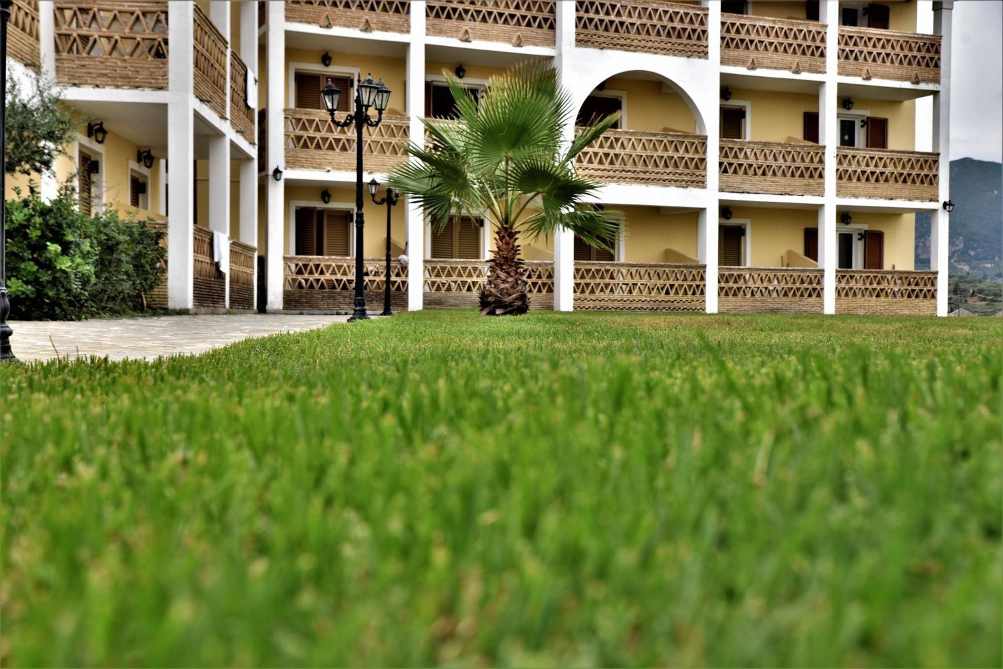 Elpida Hotel Alykanas  Exterior photo